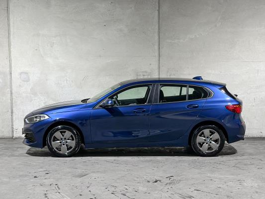 BMW 118i Introduction Edition 136hp 2023 (Original-NL+1st owner) 1-series, T-589-KN