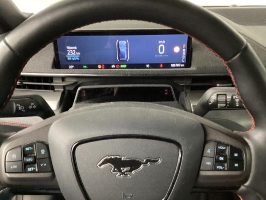 Ford Mustang Mach-E Extended First Edition AWD 98 kWh 337pk 2021 (Origineel-NL), L-065-NX