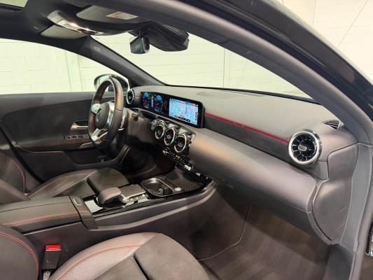 Mercedes-Benz A180 Business Solution AMG 136pk 2020 A-klasse, N-787-RK