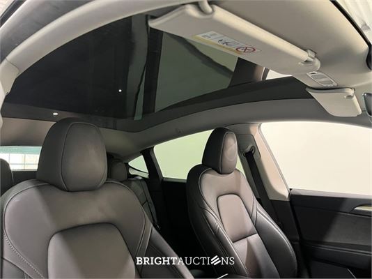 Tesla Model Y RWD 58 kWh 238pk 2022 (Origineel-NL), R-968-ZL