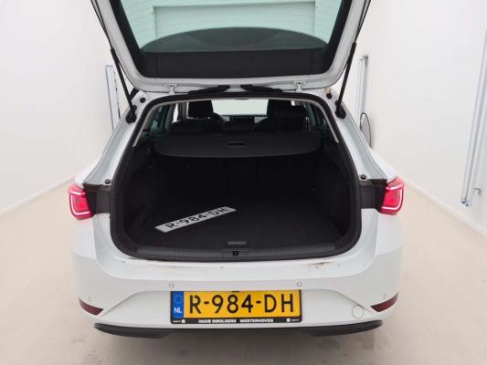 SEAT Leon ST Business Intense 1.0 TSI 110pk 2022 (Origineel-NL), R-984-DH