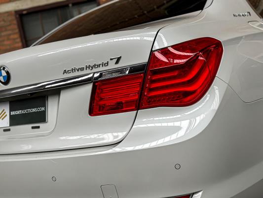BMW ActiveHybrid7 F04 4.4 V8 465pk 2011 F04 Youngtimer