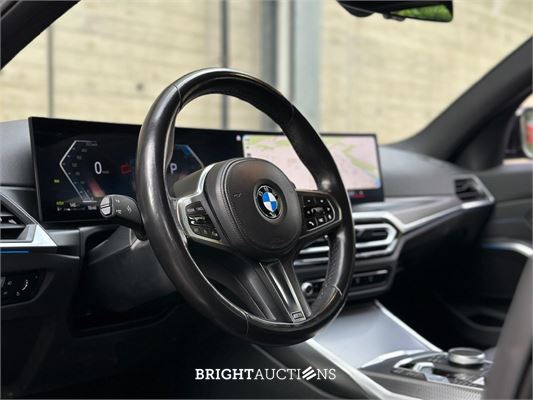 BMW 320d Touring M Soprt 190pk 2023 3-serie (Origineel-NL + 1e eigenaar), T-274-GG
