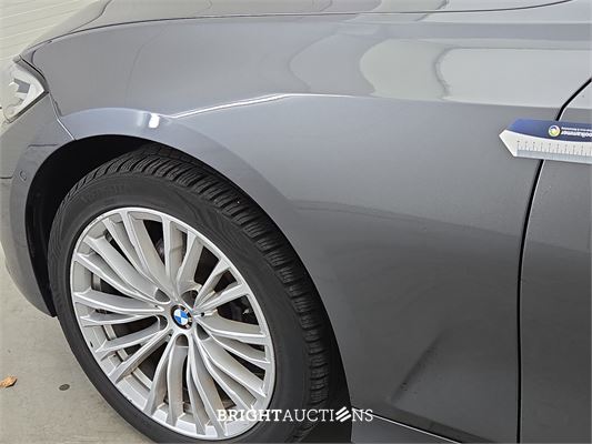BMW 320i 3-serie Executive Edition 184pk 2019 (Origineel-NL) 3-Serie, XT-203-T
