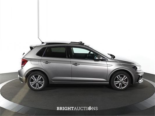 Volkswagen Polo Highline R Panodak 1.0 TSI 95pk 2021 (Origineel-NL), L-132-XK