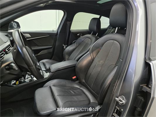 BMW 118i 1-serie High Executive 136pk 2022 1-Serie, Z-968-PB