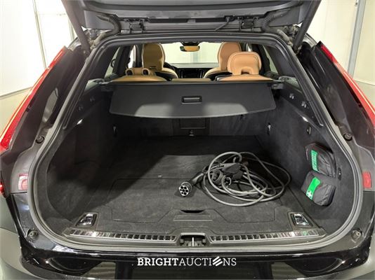 Volvo V90 T6 Plug-in Hybrid Ultimate Bright 2.0 AWD 398pk 2023 (Origineel-NL), X-873-GN