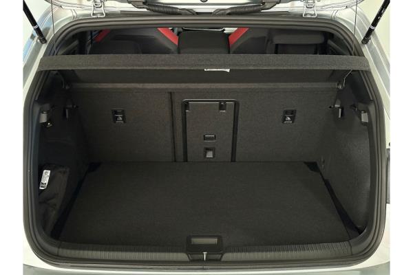 Volkswagen Golf GTI 2.0 TSI 265pk 2024, HPL-06-S