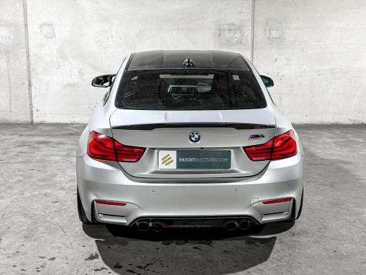 BMW M4 Competition M-Performance 450pk 2017 4-serie Coupe, P-767-SK
