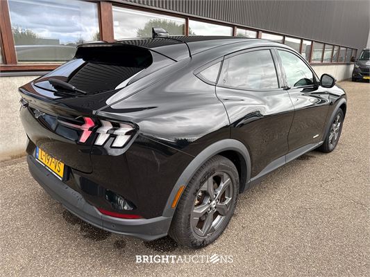 Ford Mustang Mach-E RWD 75 kWh 259pk 2021 (Origineel-NL), L-197-VS