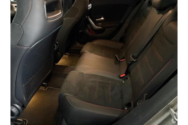 Mercedes-Benz CLA 180 Business Solution AMG 136pk 2021 (Origineel-NL) CLA-Klasse, K-212-LG