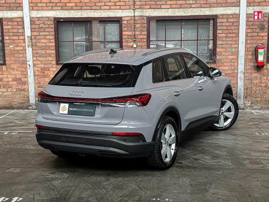Audi Q4 e-tron 35 Launch edition 55 kWh 170pk 2021 (Origineel-NL+1e eigenaar), N-924-PK