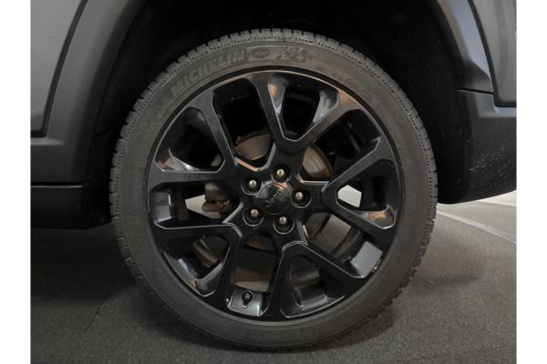 Jeep Compass 1.3T Night Eagle Liberty Edition 1.3 131pk 2020 (Origineel-NL), K-689-FB