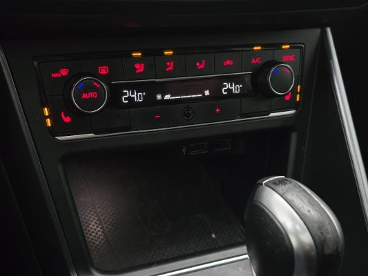 Volkswagen Polo GTI 2.0 TSI 200pk 2018, GGG-67-L