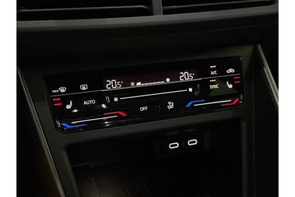 Volkswagen Polo GTI 2.0 TSI 206pk 2023 (Origineel-NL), T-943-BT