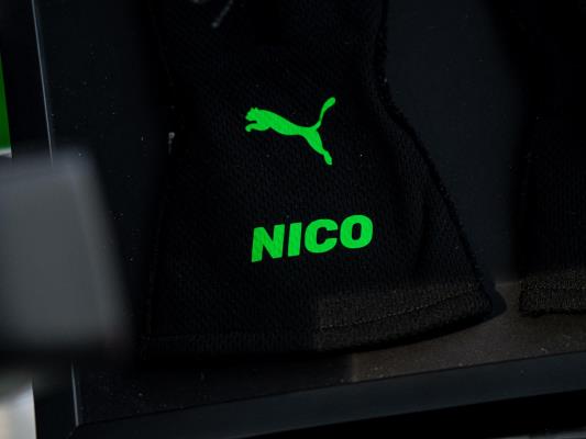 Stake F1 Team KICK Sauber Showcar 1:1 Scale