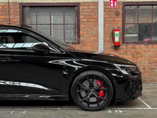 Audi RS3 Sportback 2.5 TFSI Quattro -Milltek- 400pk 2023, NL-Kenteken