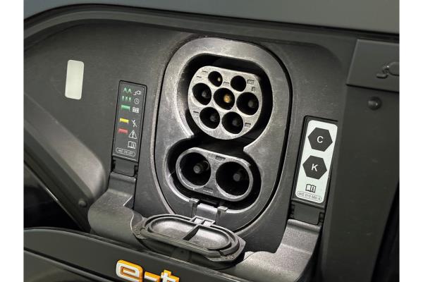 Audi e-tron 55 Advanced edition Quattro 95 kWh 408pk 2021 (Origineel-NL), N-537-VD