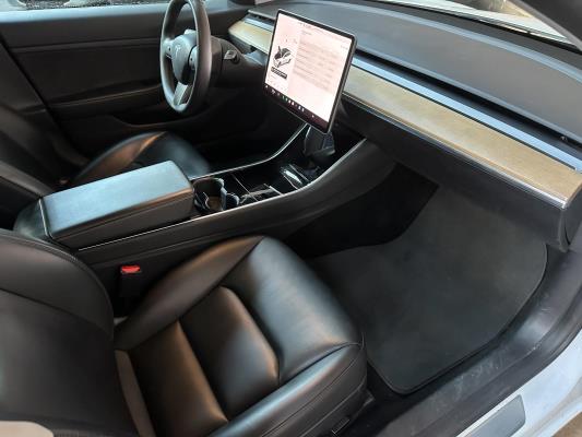 Tesla Model 3 Standard RWD Plus 60 kWh 238pk 2020 (Origineel-NL + 1e eigenaar, K-953-BT