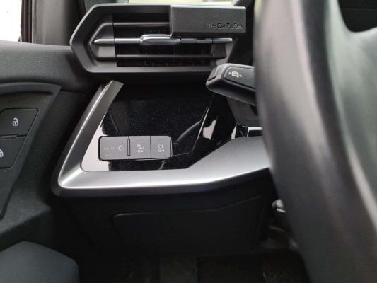 Audi A3 Sportback 35 Advance Edition TFSI S-tronic 150pk 2024 (Origineel-NL), Z-068-FL