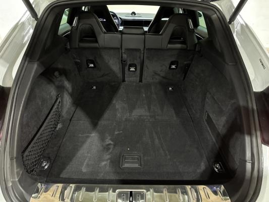 Porsche Panamera Sport Turismo  4 E-Hybrid 2.9 V6 462pk 2018, L-703-KR