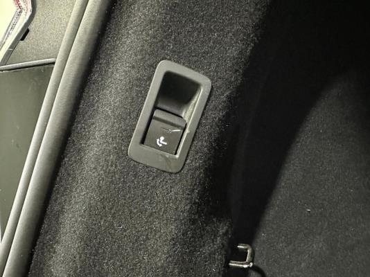 Audi Q4 e-tron 40 Advanced edition 77 kWh 204pk 2023 (Origineel-NL), S-393-JR