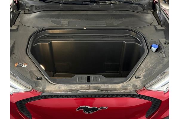 Ford Mustang RWD 75 kWh 269pk 2022 (Origineel-NL), P-598-LD