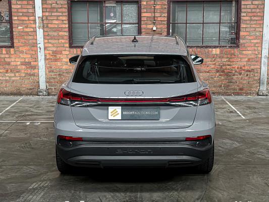 Audi Q4 e-tron 35 Launch edition 55 kWh 170pk 2021 (Origineel-NL+1e eigenaar), N-924-PK