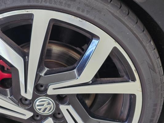 Volkswagen Polo GTI 2.0 TSI 200pk 2018, GGG-67-L