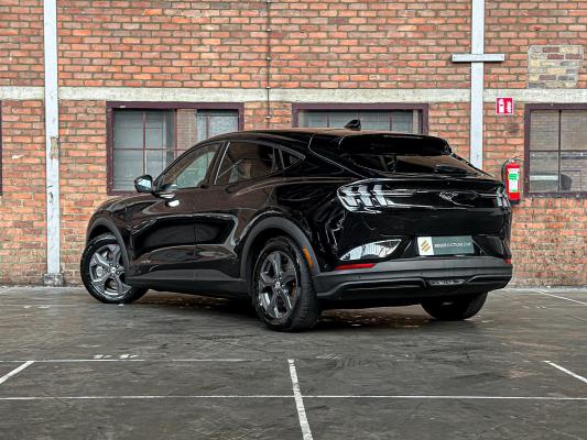 Ford Mustang Mach-E RWD 75 kWh 269pk 2021 (Origineel-NL + 1e eigenaar), N-361-JS