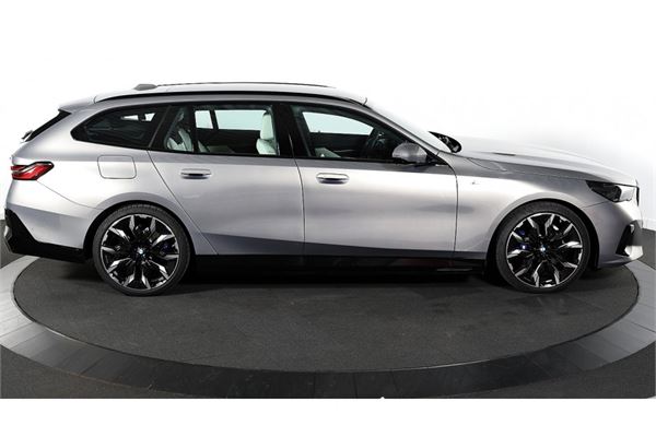 BMW 530e M Sport Edition 374pk 2025 (Origineel-NL) 5-Serie, HSJ-28-J