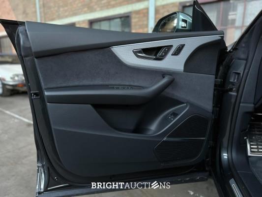 Audi Q8 55 TFSIe Quattro 3.0 V6 S-Line -NIEUW- 394PK 2025 Plug-In Hybrid (Fabrieksgarantie)