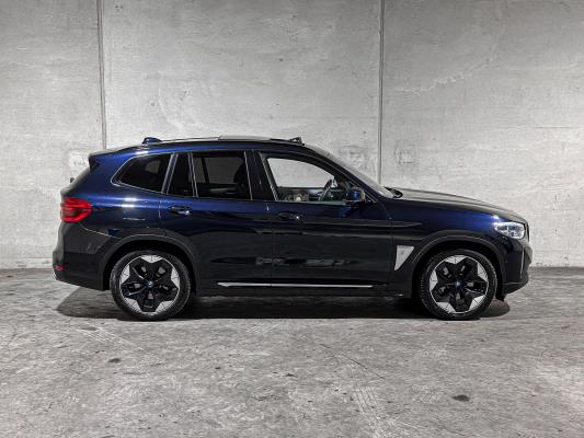 BMW iX3 High Executive 80 kWh 286pk 2021 G08 (Origineel-NL + 1e Eigenaar), N-444-RG