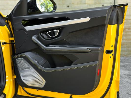 Lamborghini Urus 4.0 V8 650pk 2019 (Origineel-NL), NL-Kenteken