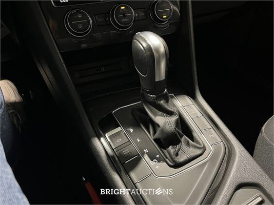 Volkswagen Tiguan ACT Highline 1.5 TSI 150pk 2020 (Origineel-NL), J-230-BK