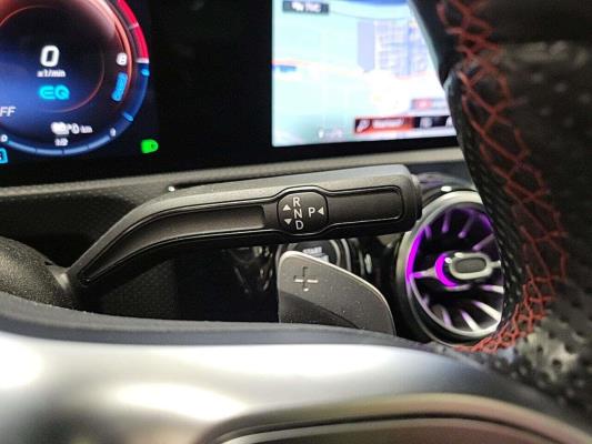 Mercedes-Benz A 250e Business Solution AMG 262pk 2021 (Origineel-NL) A-klasse, K-685-ZP