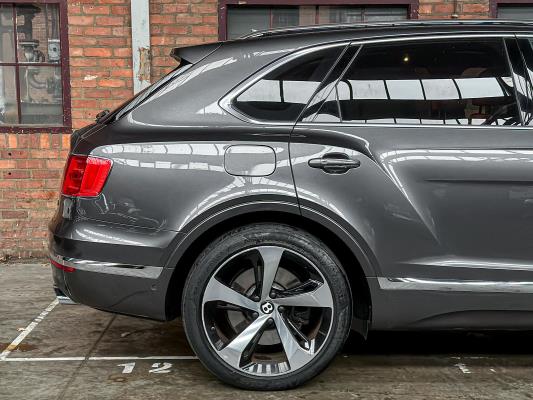 Bentley Bentayga Hybrid 3.0 340pk 2020