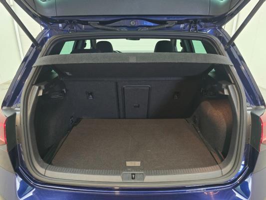 Volkswagen Golf Highline Business R 1.5 TSI 150pk 2018, X-726-KS