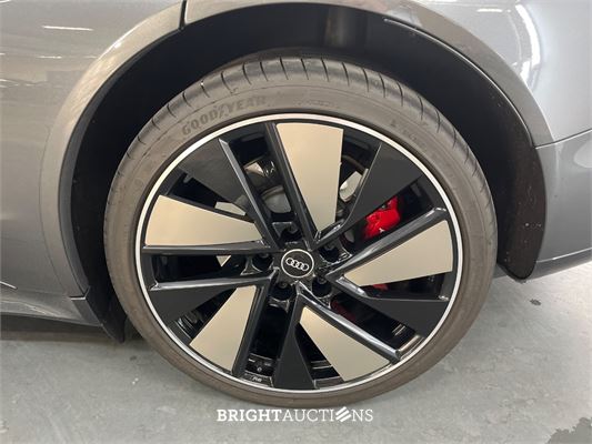 Audi e-tron GT GT 93 kWh 477pk 2021 (Origineel-NL), L-289-XB