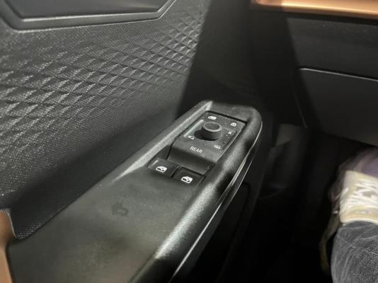 Cupra Born Essential 62 kWh 204pk 2023 (Origineel-NL), T-472-PZ