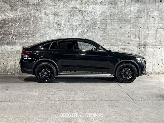 Mercedes-Benz GLC300e 4M Business Solution AMG GLC-klasse Coupé 320pk 2021, S-063-GD 