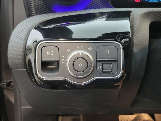 Mercedes-Benz A180 Luxury Line 136pk 2022 (Origineel-NL) A-klasse, P-752-XJ