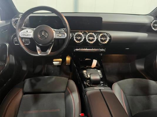 Mercedes-Benz A180 Premium AMG 136pk 2022 (Origineel-NL) A-klasse, P-368-SZ