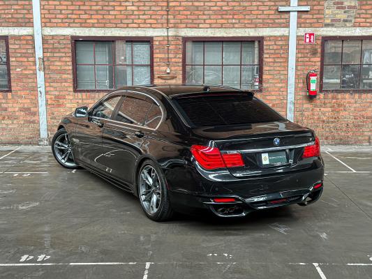 BMW ActiveHybrid7 F04 4.4 V8 465pk 2011