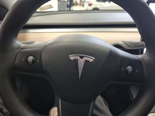Tesla Model 3 Stnd.rwd PLUS 60 kWh 238pk 2021 (Origineel-NL), L-538-BK