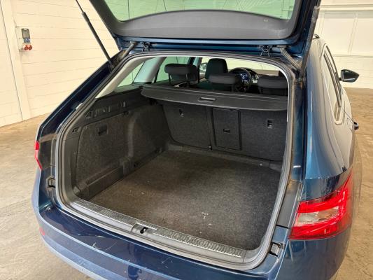 Škoda Superb Combi ACT Business Edition 1.5 TSI 150pk 2022 (Origineel-NL), P-400-DF