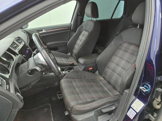 Volkswagen Golf GTI Performance 2.0 TSI 230pk 2017, R-879-RL