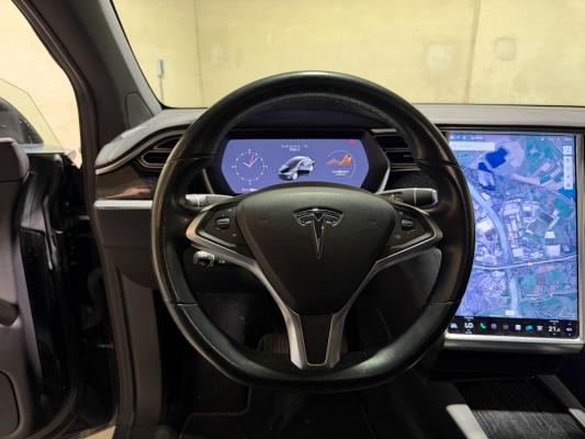 Tesla Model X 524pk 2017
