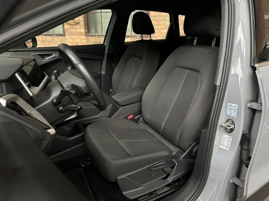 Audi Q4 e-tron 35 Launch edition 55 kWh 170pk 2021 (Origineel-NL+1e eigenaar), N-924-PK