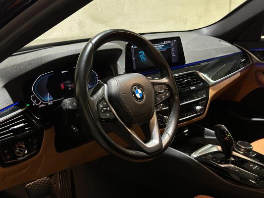BMW 530e iPerformance High Executive 5-serie 184pk 2019 (Origineel-NL+1eigenaar), ZT-244-H